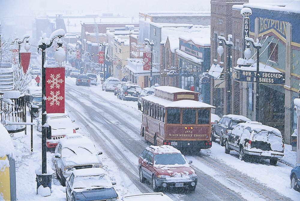 Main-St.-Trolley Park City