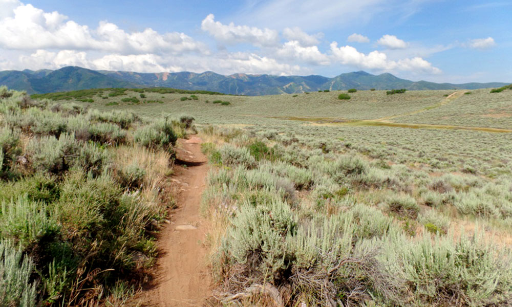 Round Valley Trail - Park City Hikes